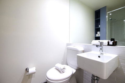 Mono Apartments On Franklin Street - Accommodation Melbourne 23