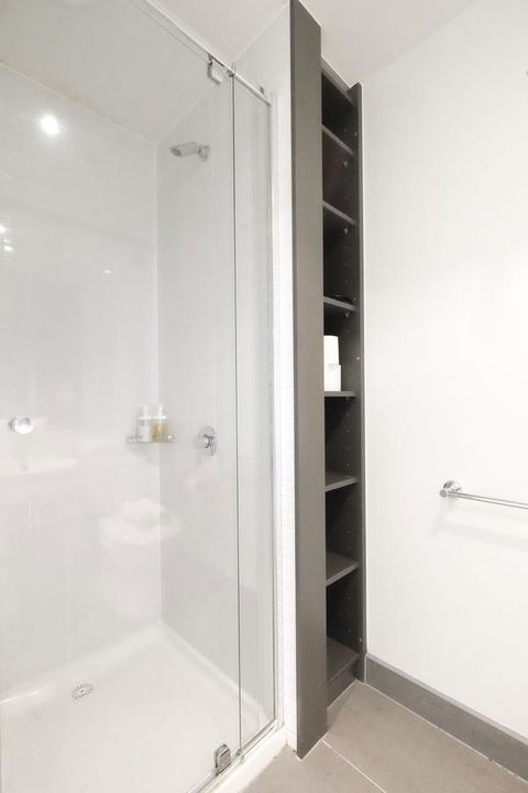 Mono Apartments On Franklin Street - Accommodation Melbourne 10