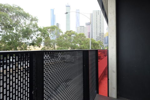 Mono Apartments On Franklin Street - Accommodation Melbourne 4
