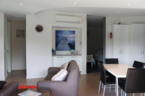 130 At The Waves - Accommodation Melbourne 6