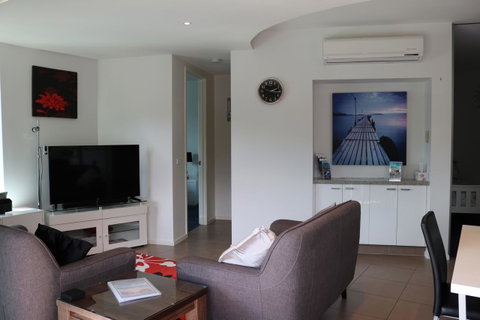 130 At The Waves - Accommodation Melbourne 5