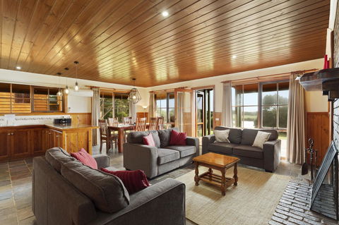 Apollo Bay Cottages - Accommodation Melbourne 2