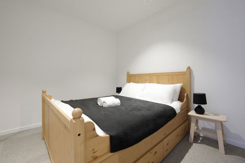 Mono Apartments On La Trobe Street - Accommodation Melbourne 23