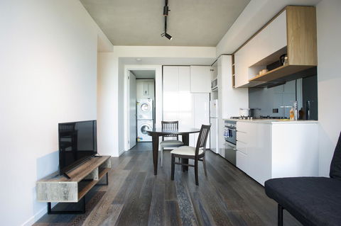 Mono Apartments On La Trobe Street - Accommodation Melbourne 11