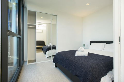 Mono Apartments On La Trobe Street - Accommodation Melbourne 14