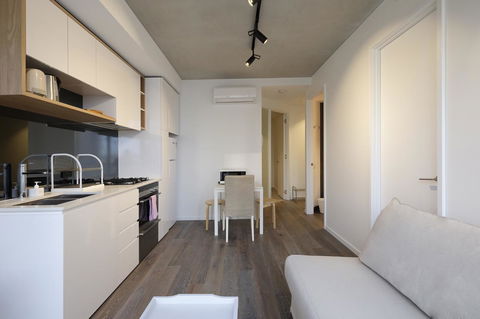 Mono Apartments On La Trobe Street - Accommodation Melbourne 19