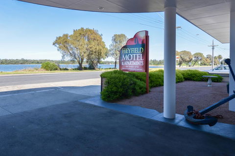 Heyfield Motel And Apartments - Melbourne 4u 9