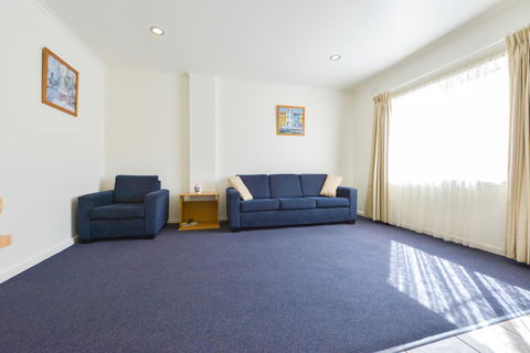 Heyfield Motel And Apartments - Melbourne 4u 18