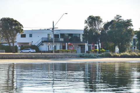 Heyfield Motel And Apartments - Melbourne 4u 5
