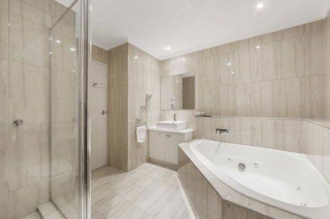 Ciloms Airport Lodge - Accommodation Melbourne 9