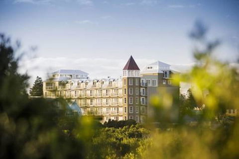 Deep Blue Hotel & Hot Springs - Accommodation Melbourne 0