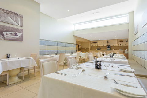 Deep Blue Hotel & Hot Springs - Accommodation Melbourne 16