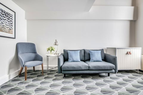 The Savoy Hotel On Little Collins Melbourne - Accommodation Melbourne 8