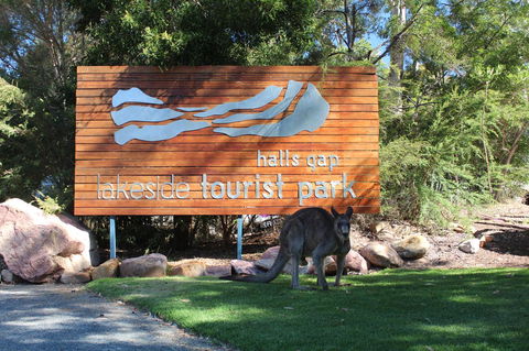 Halls Gap Lakeside Tourist Park - Melbourne 4u 3