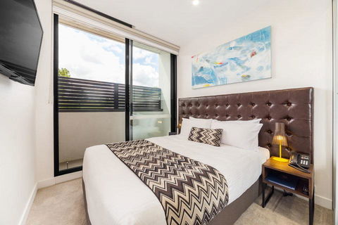 Whitehorse Apartments Hotel - Melbourne 4u 2