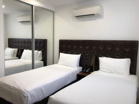 Whitehorse Apartments Hotel - Melbourne 4u 4