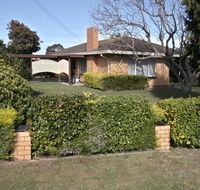 Jacaranda House - Melbourne 4u