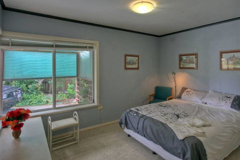 Jacaranda House - Melbourne 4u 6
