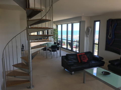 Geelong Waterfront Penthouse Apartment - Accommodation Melbourne 4