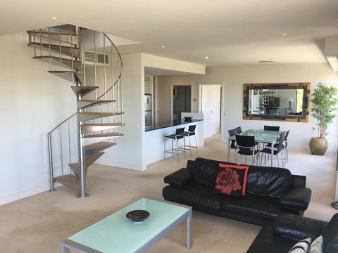 Geelong Waterfront Penthouse Apartment - Accommodation Melbourne 3