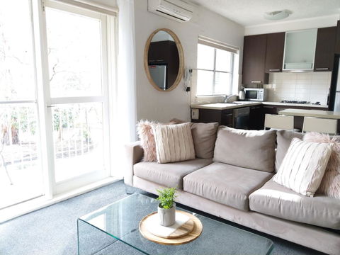 North Melbourne Retreat - Accommodation Melbourne 3