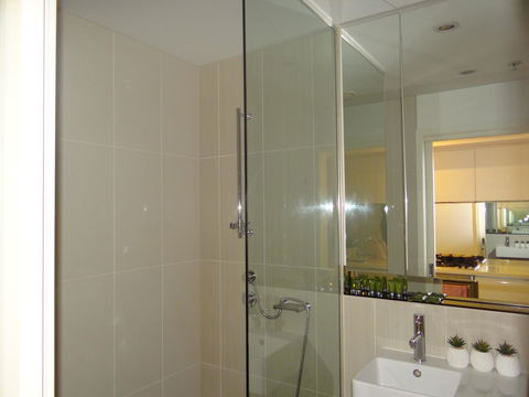Amazing Accommodations: Vogue - Accommodation Melbourne 1
