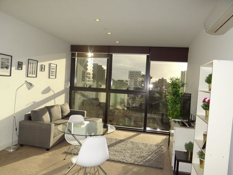 Amazing Accommodations: Vogue - Accommodation Melbourne 16
