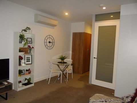 Amazing Accommodations: Vogue - Accommodation Melbourne 4