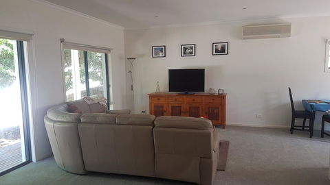 Island Escape - Accommodation Melbourne 4