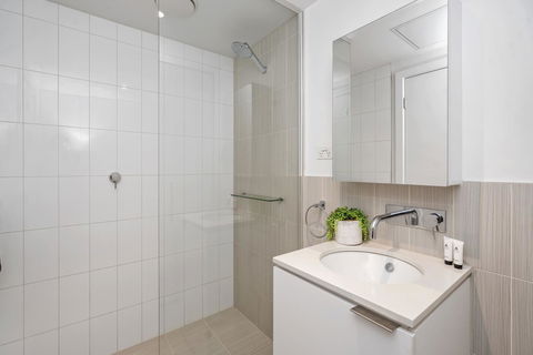 Complete Host Tiara Apartments - Accommodation Melbourne 33