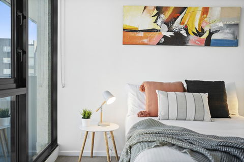Complete Host Tiara Apartments - Accommodation Melbourne 12