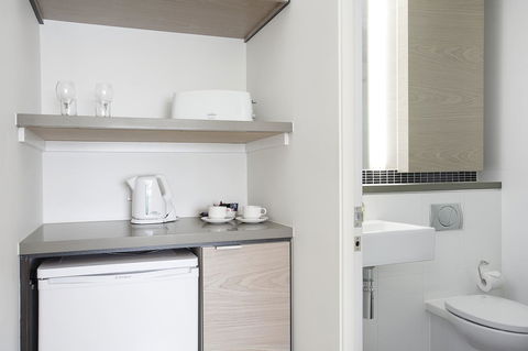St Kilda Central Apartments - Accommodation Melbourne 14