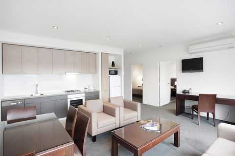 St Kilda Central Apartments - Accommodation Melbourne 13
