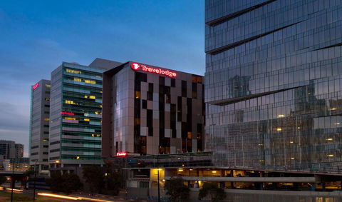 Travelodge Hotel Melbourne Docklands - Accommodation Melbourne 23