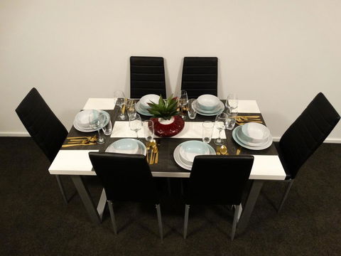Cloud9 Luxury Apartments - Accommodation Melbourne 14