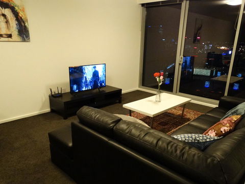Cloud9 Luxury Apartments - Accommodation Melbourne 15