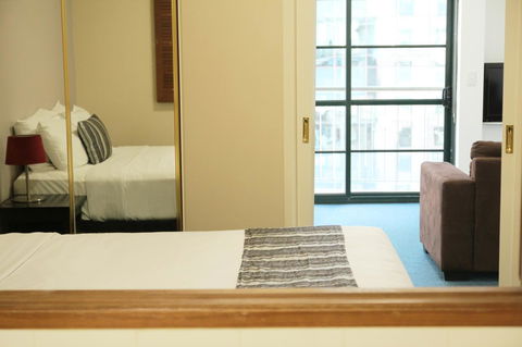 HarbourView Apartment Hotel (now Arrow On Spencer) - Accommodation Melbourne 7