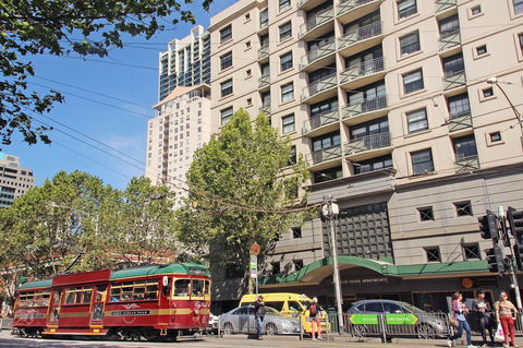 HarbourView Apartment Hotel (now Arrow On Spencer) - Accommodation Melbourne 2