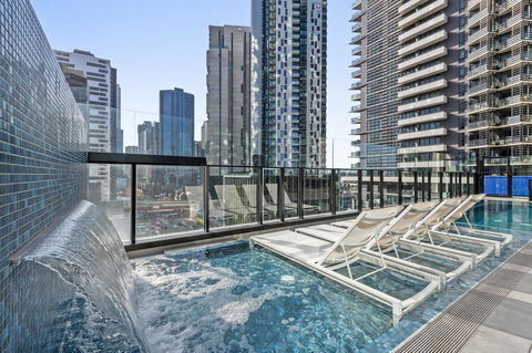 Shadow Play By Peppers - Accommodation Melbourne 1