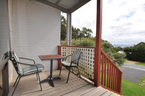 Ballymena Holiday Units - Melbourne 4u 4