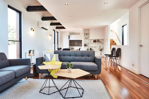 Richmond Â· 3 Level Architecturally Designed Richmond House - Accommodation Melbourne 0