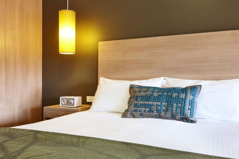 Saint Kilda Beach Hotel - Formerly Rydges St Kilda - Accommodation Melbourne 10
