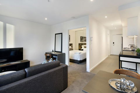 Experience Bella Hotel Apartments - Accommodation Melbourne 32