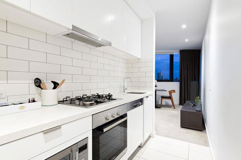 Experience Bella Hotel Apartments - Accommodation Melbourne 3