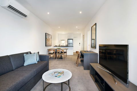 Experience Bella Hotel Apartments - Accommodation Melbourne 25