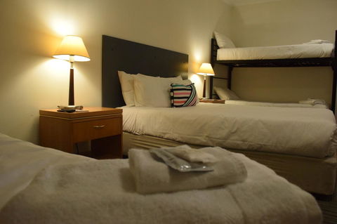 CROWN CENTRAL BUSINESS DISTRICT MOTEL - NO UNDER 18s - Melbourne 4u 38