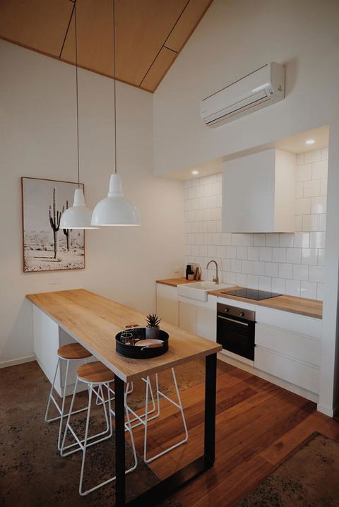 THE WAREHOUSE APARTMENTS - Accommodation Melbourne 16