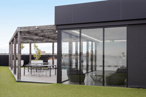 Modern Apartment In The Heart Of St Kilda - Accommodation Melbourne 16
