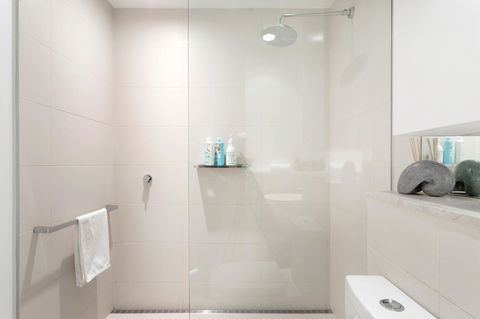 Modern Apartment In The Heart Of St Kilda - Accommodation Melbourne 15