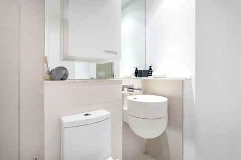 Modern Apartment In The Heart Of St Kilda - Accommodation Melbourne 14